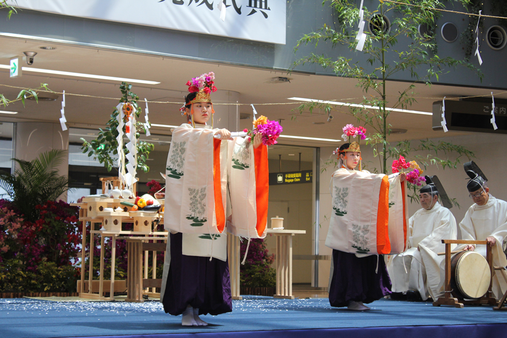 宮崎神宮による神事